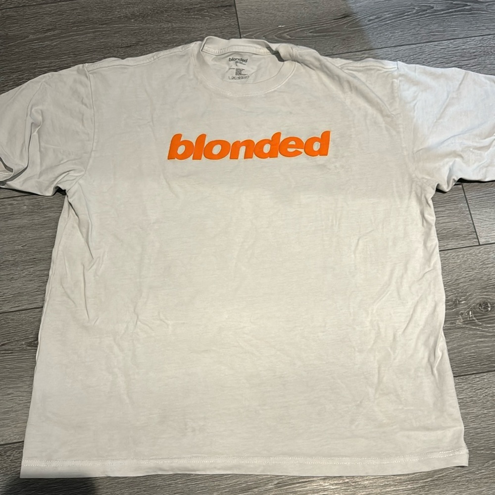 Blonded Tee Size L